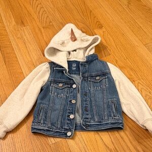 5/$25 GAP Kids Denim Jacket with Cream Unicorn Hoodie size 5